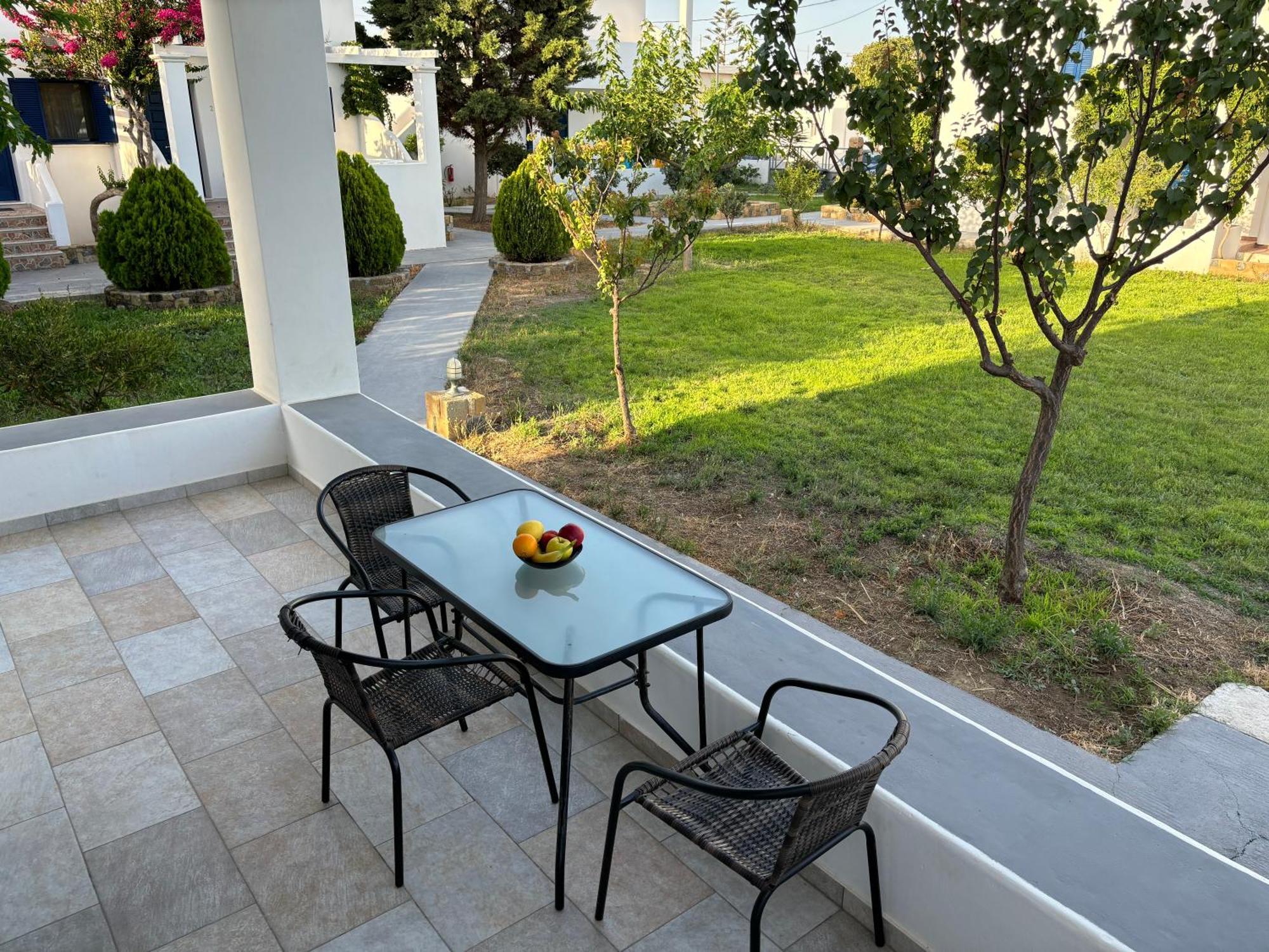סקירוס Liostasi Houses מראה חיצוני תמונה