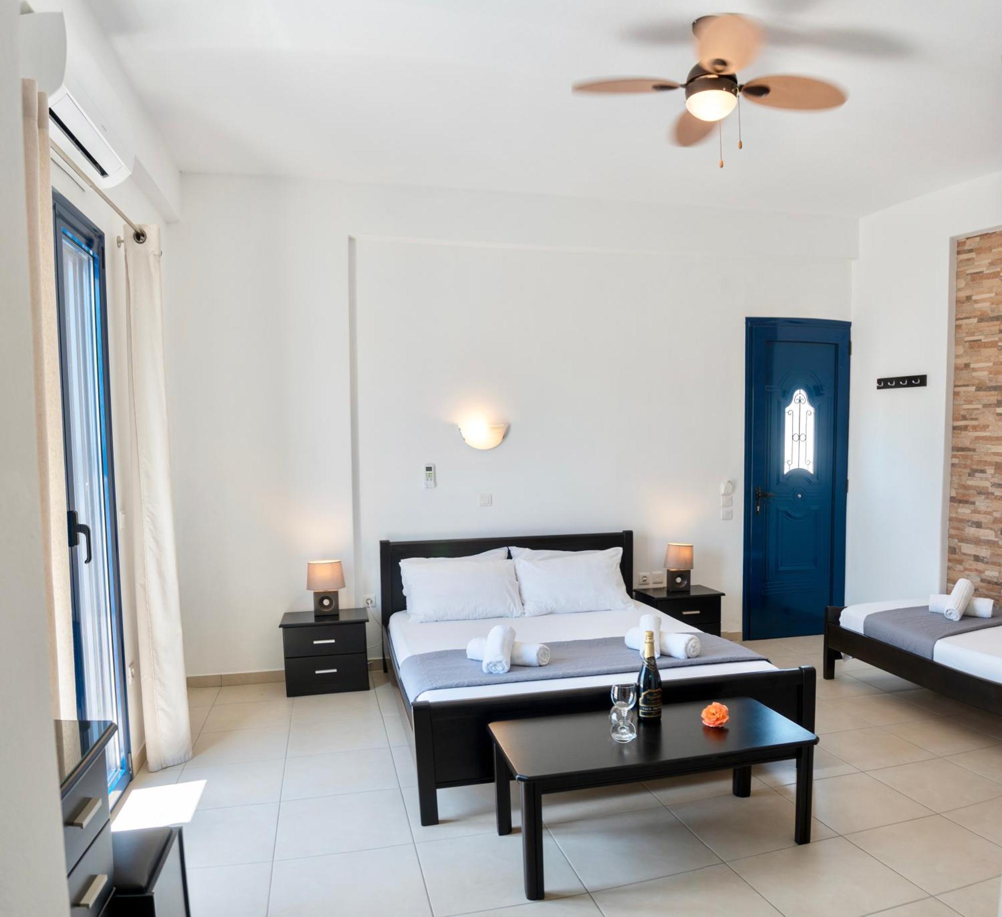 סקירוס Liostasi Houses חדר תמונה